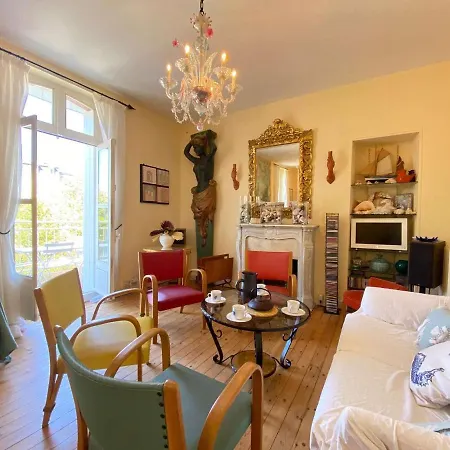 Διαμέρισμα Duplex 5 Pieces, 6 Couchages Au Coeur De Avec Terrasse, Parking Et Tous Commerces A Pied - Fr-1-245-71 *