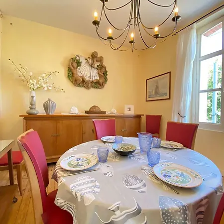 Apartment Duplex 5 Pieces, 6 Couchages Au Coeur De Avec Terrasse, Parking Et Tous Commerces A Pied - Fr-1-245-71