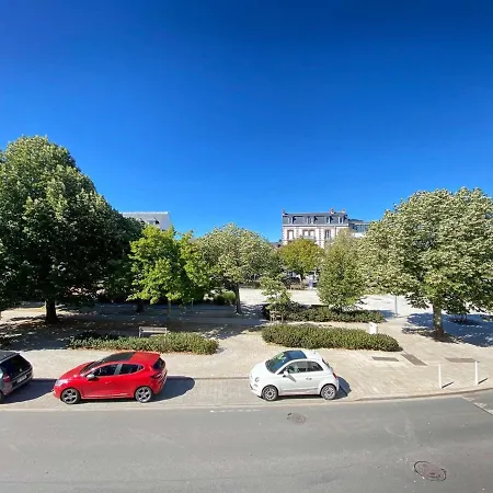 Duplex 5 Pieces, 6 Couchages Au Coeur De Avec Terrasse, Parking Et Tous Commerces A Pied - Fr-1-245-71