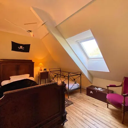 Διαμέρισμα Duplex 5 Pieces, 6 Couchages Au Coeur De Avec Terrasse, Parking Et Tous Commerces A Pied - Fr-1-245-71 *