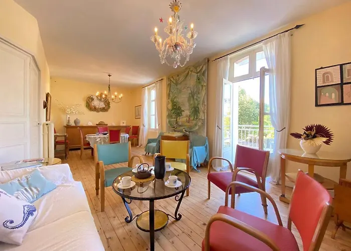 Duplex 5 Pieces, 6 Couchages Au Coeur De Avec Terrasse, Parking Et Tous Commerces A Pied - Fr-1-245-71 La Baule-Escoublac