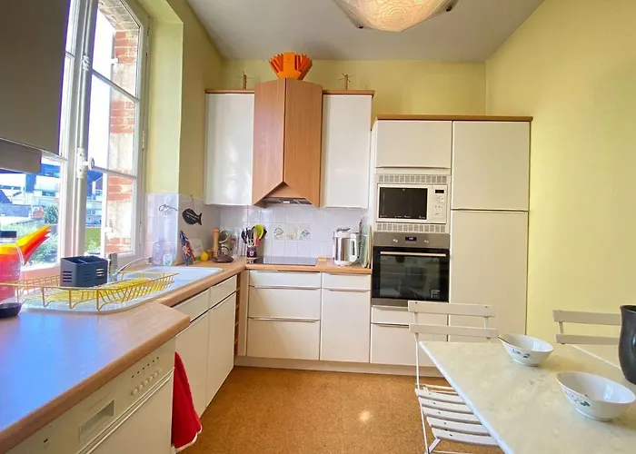 Apartment Duplex 5 Pieces, 6 Couchages Au Coeur De Avec Terrasse, Parking Et Tous Commerces A Pied - Fr-1-245-71